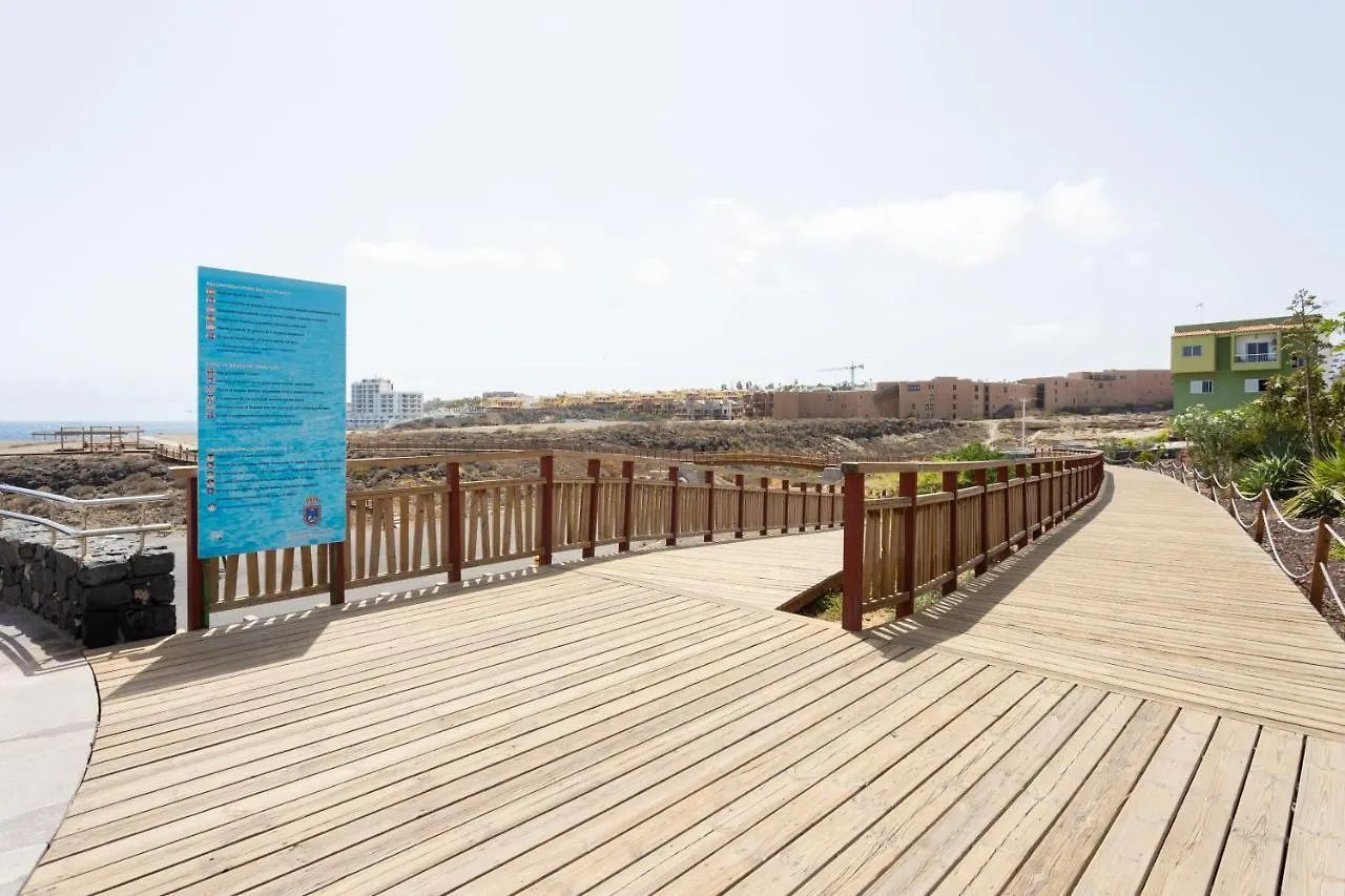 Los Abrigos - Bonito Y Luminoso Estudio Junto Al Mar Апартаменты Лос-Абригос